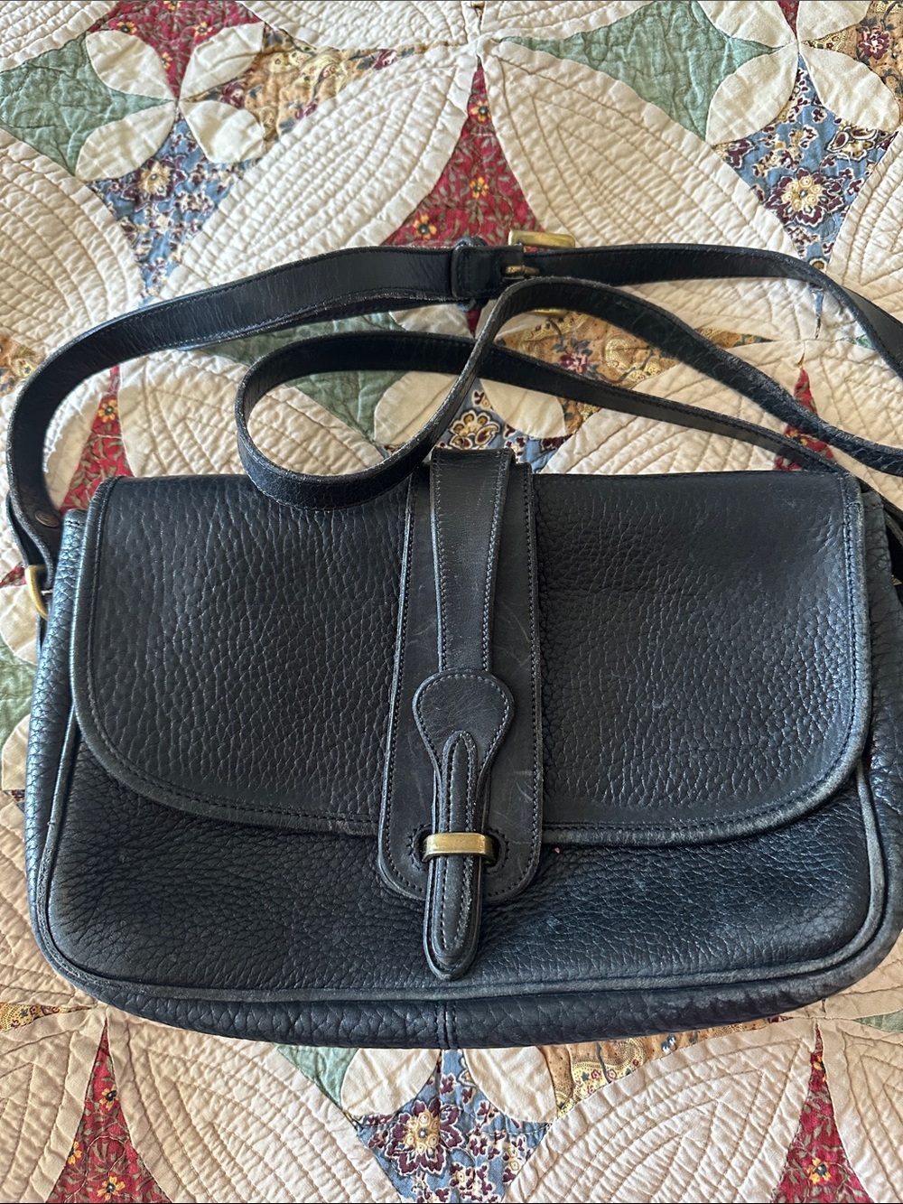 Dooney & Bourke Black Pebbled Leather Crossbody Bag with Gold-Tone Accent